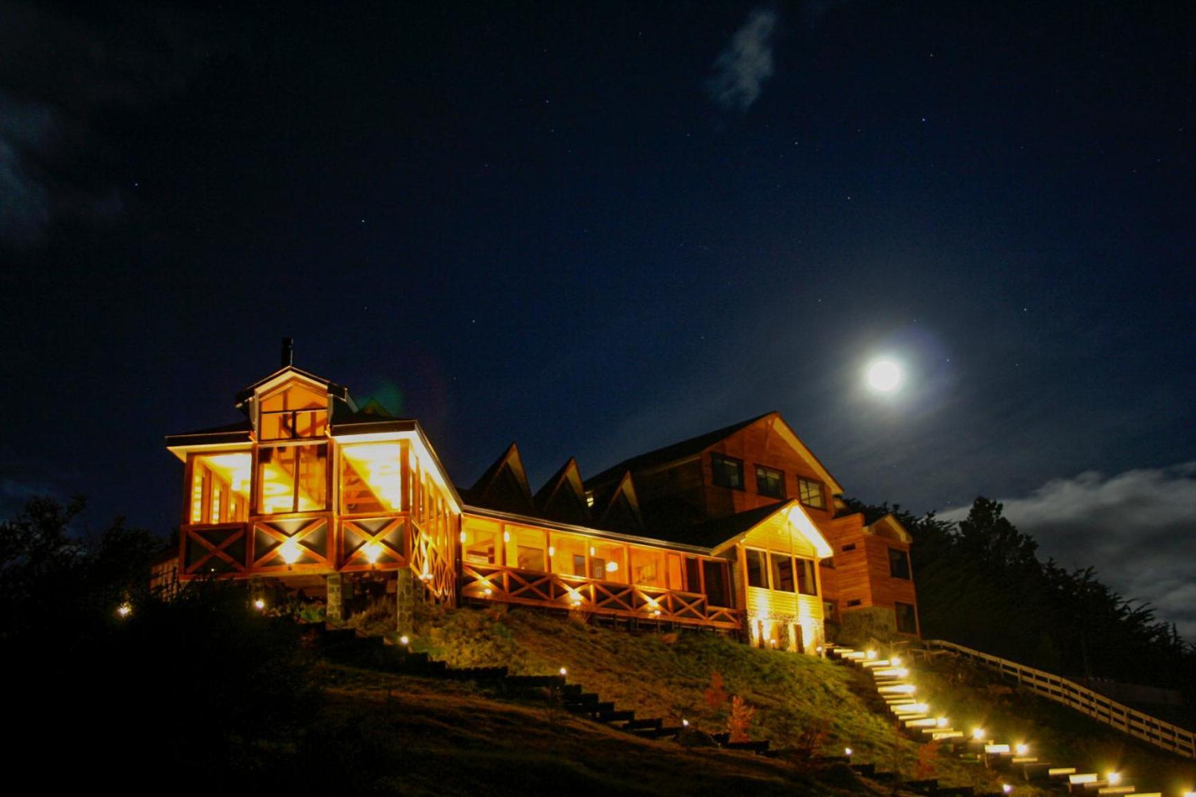 Weskar Lodge Hotel Puerto Natales Eksteriør bilde