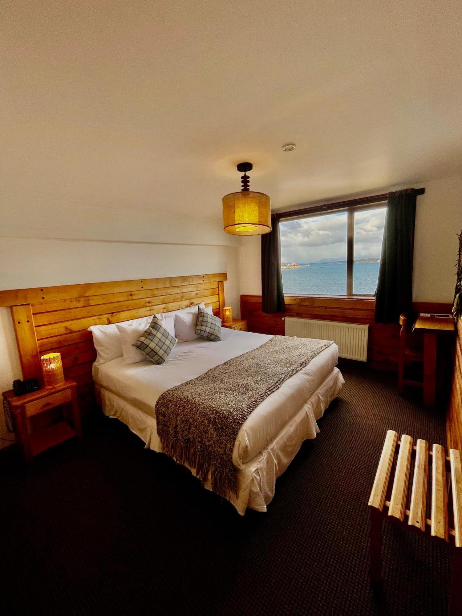 Weskar Lodge Hotel Puerto Natales Eksteriør bilde